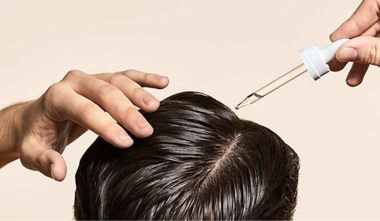 8 cách ngăn rụng tóc khi chuyển mùa, khắc phục nỗi ám ảnh mang tên “tóc rụng thành từng mảng” - Ảnh 9